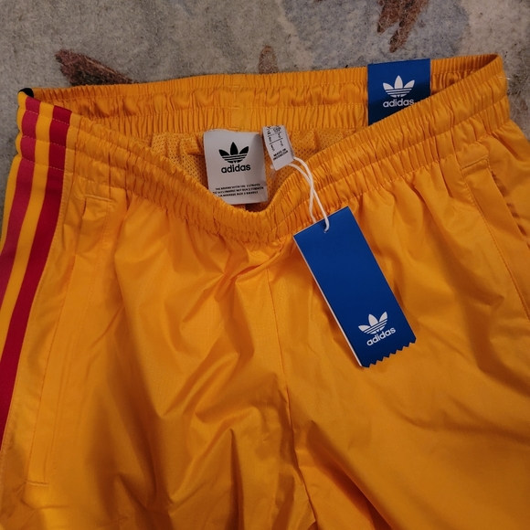 Adidas pants - Picture 3 of 13